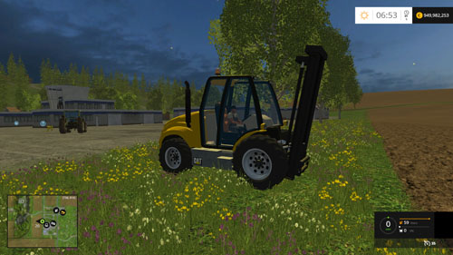 cat_forklift_2