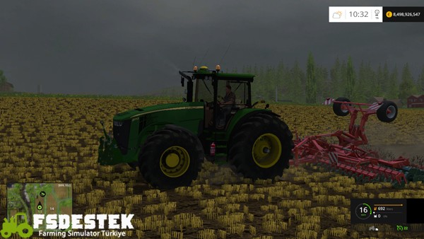 john_deere_8370r_traktor_01